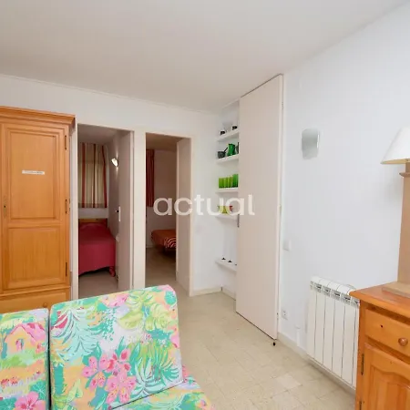 Politur F-4 Apartment *