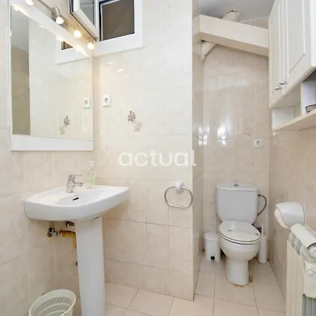 Apartment Politur F-4 *